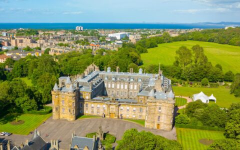 Hoolyrood Palace - © Wangkun Jia