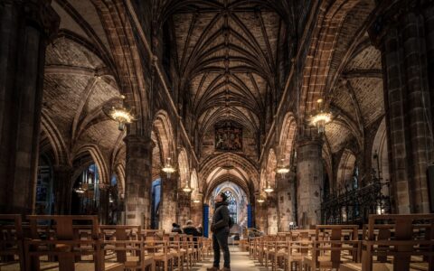 St Giles cathedral - © Puripat 