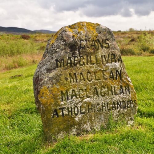 La Bataille de Culloden - Canva Pro